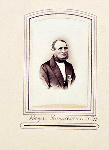 Bayer,  Friedrich W.