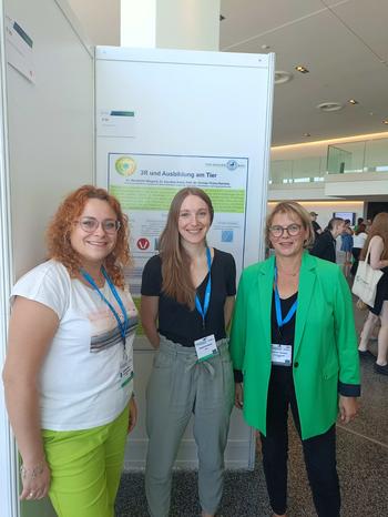 Dr. Karolina Krehl, Stephanie Schneidewind und Prof.Dr. Christa Thöne-Reineke