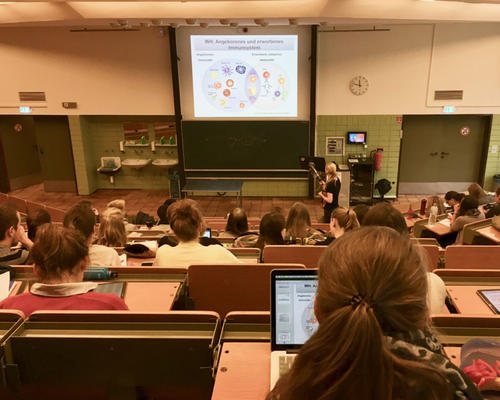 Teaching at the Institute of Immunology