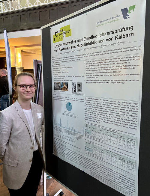 Kim Meier präsentierte ihre Forschungsergebnisse beim 13. Stendaler Symposium – Tierseuchen und Tierschutz beim Rind