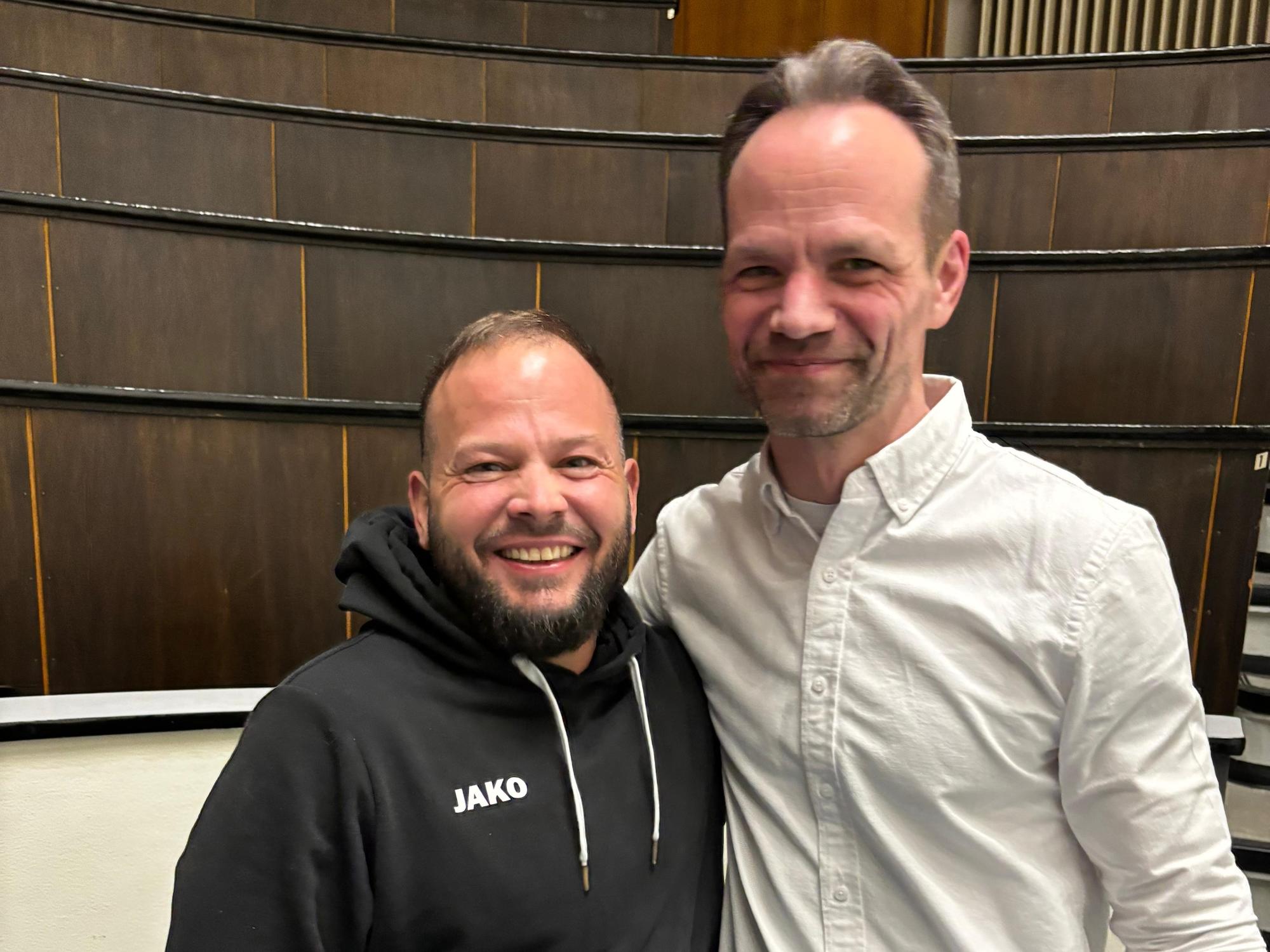 Tobias Ripp (r.), Präsident der Tierärztekammer Berlin und Pascal Theobald, Vizepräsident.